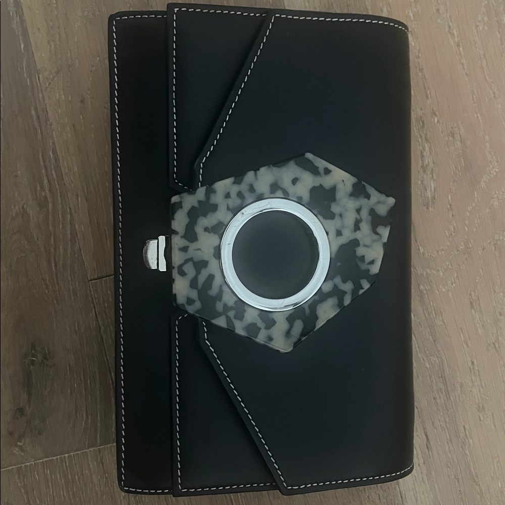 👜Luxury Giveaway 👜 - Picture 13 of 16